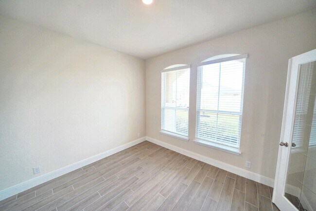 Building Photo - Stunning New Cibolo Home Now Available in Steel Creek - Realtor Commission: $500