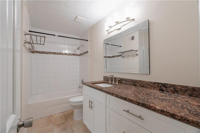 Building Photo - 330 Winding River Dr