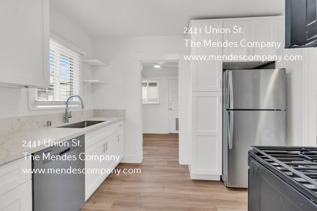 Building Photo - 2441 Union St