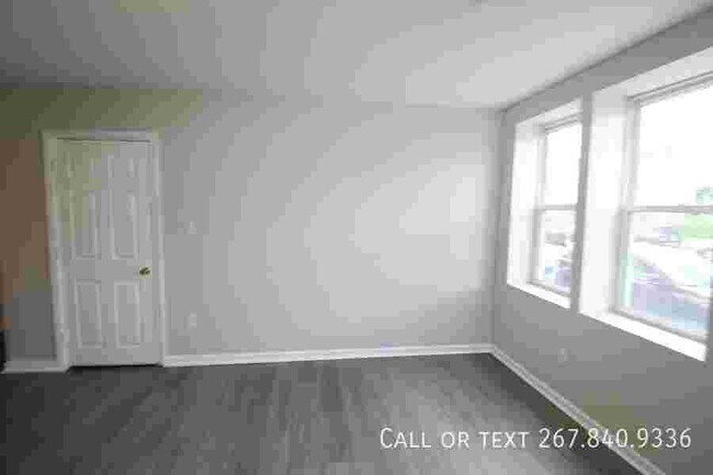 Building Photo - 1016-1018 S 52nd St-18.1A