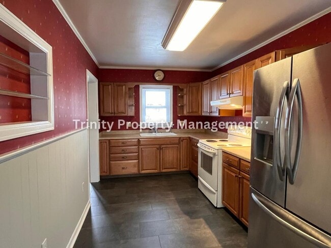 Building Photo - 2010 Hamill Ave