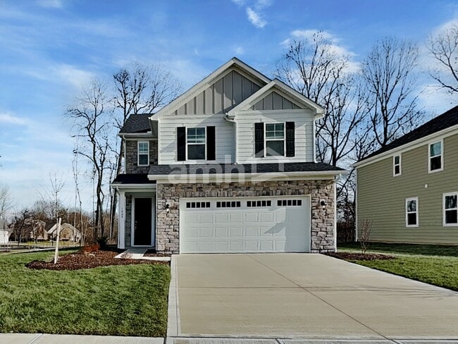 Building Photo - 1004 Heritage Blvd