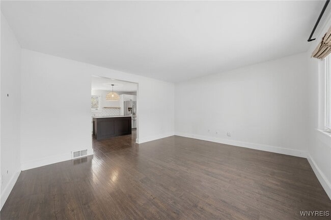 Building Photo - 4316 Clinton St