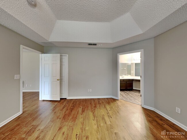 Building Photo - 2706 Taylor Hill Dr