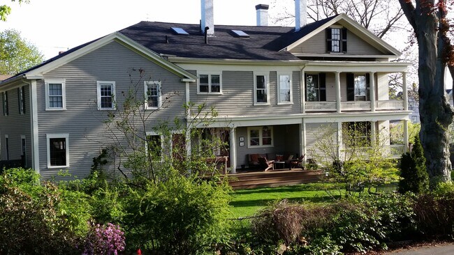 Exterior - back of house - 67 Warren St