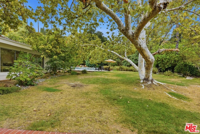 Building Photo - 4401 Nogales Dr