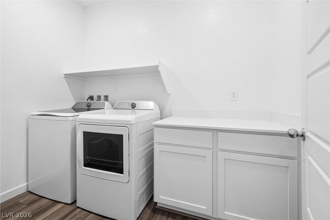 Building Photo - 9446 Sequoia Rdg Ave