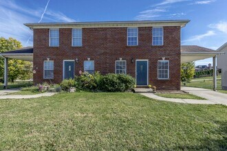 Building Photo - Located in Georgetown, KY, three-bedroom, 2.5-bath townhouse