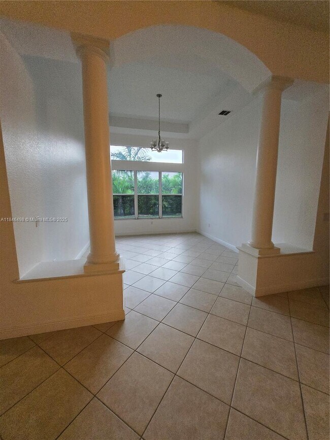 Building Photo - 15088 SW 34th St