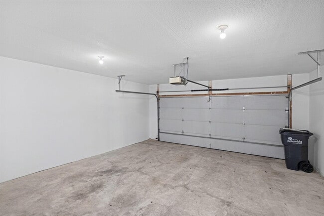 Building Photo - 3252 Wind River Cir