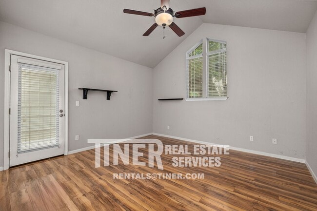 Building Photo - 2337 Fallwater Ln