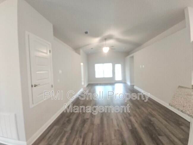 Building Photo - 12115 Emerald Heights Ln