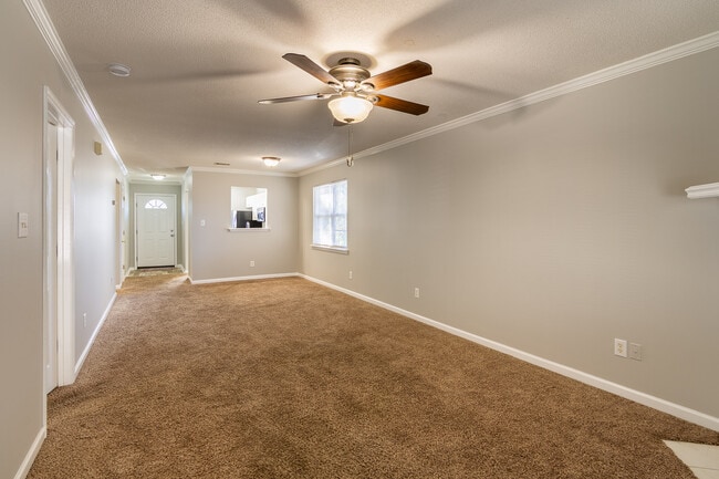 Building Photo - 4711 Brookwood Ln