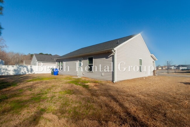 Building Photo - 1501 Leatherman Rd