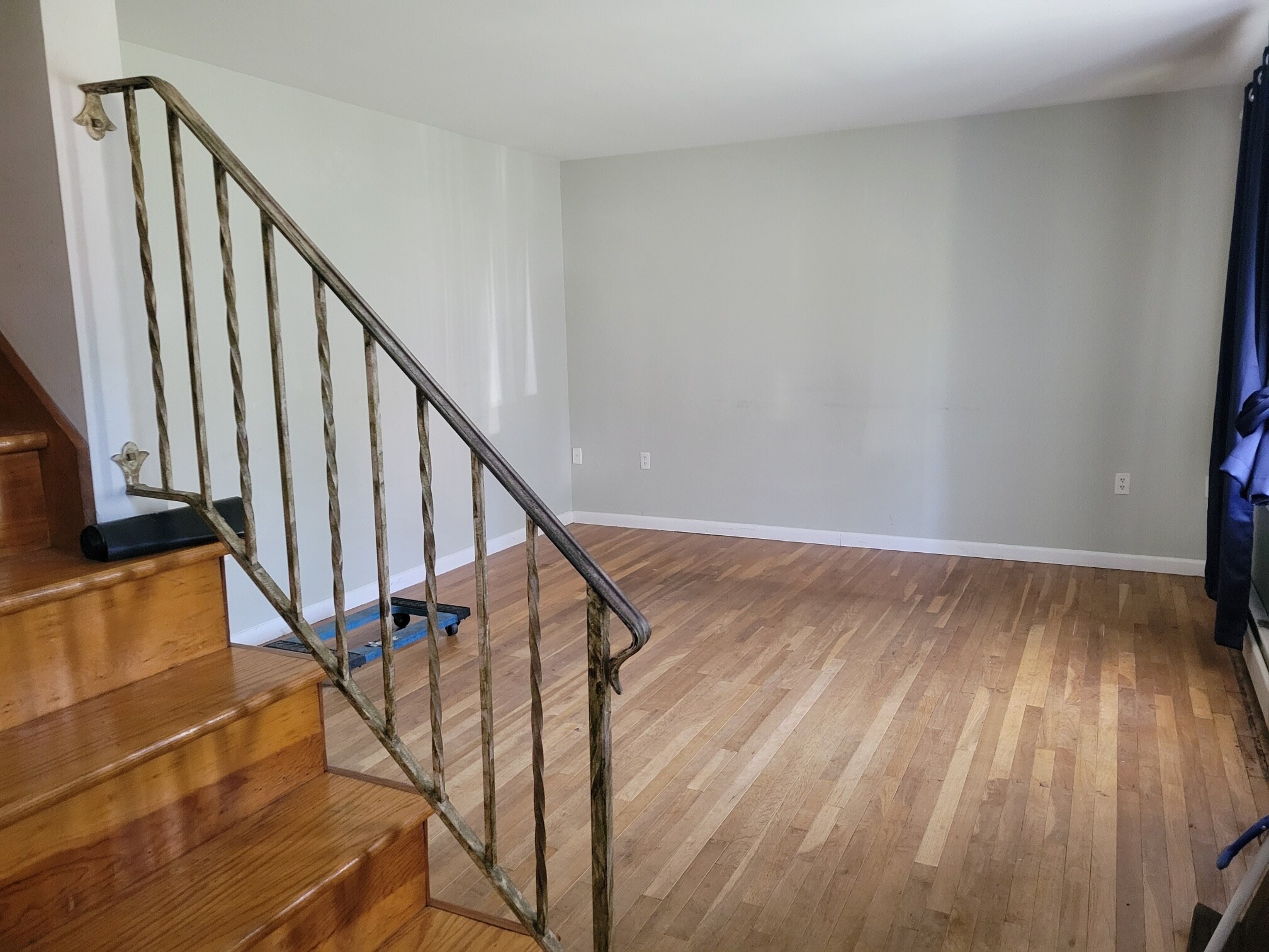 Building Photo - 1350 Wingate Ave