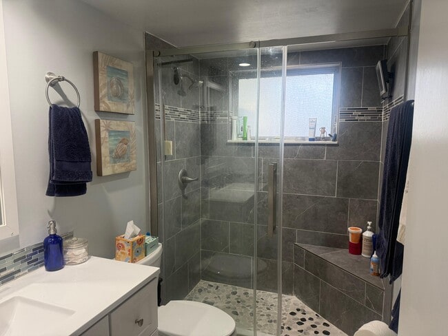 Building Photo - 3600 N Ocean Dr