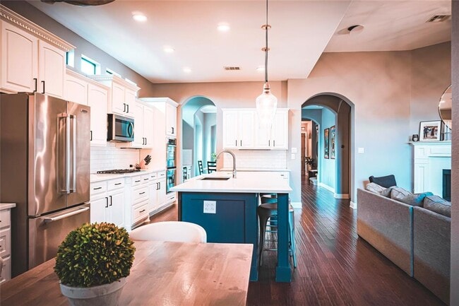 Building Photo - 102 Indigo Run Cove