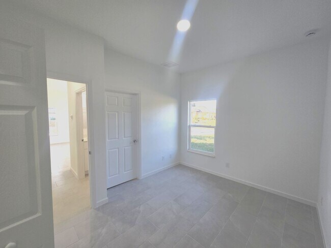 Building Photo - Brand New Construction-One bedroom + One bathroom-SW Lehigh ACres