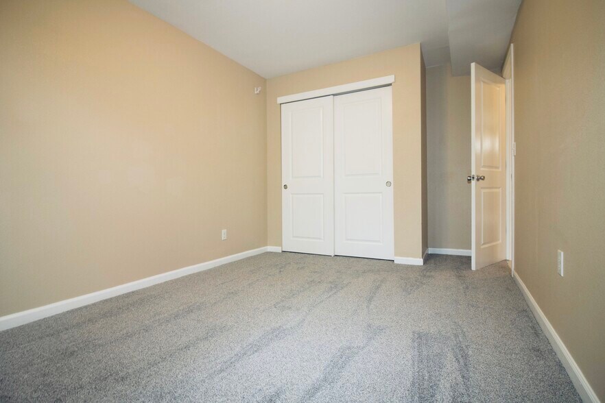 Bedroom 2 - 1321 Verbena St