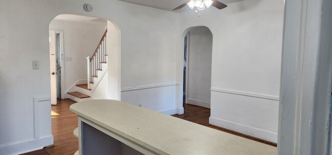 Building Photo - For Rent