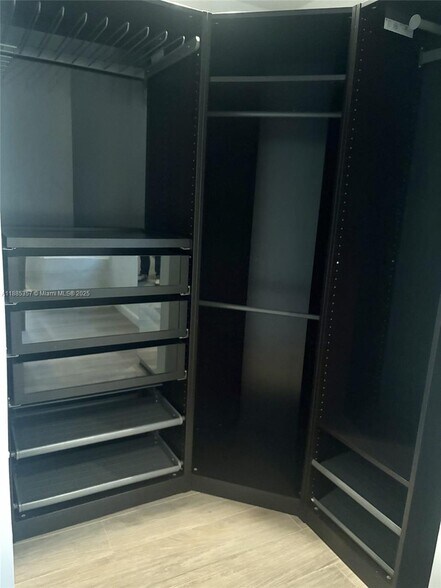 Building Photo - 1890 Brickell Ave