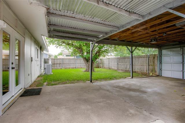 Building Photo - 914 Meadow Mead Dr