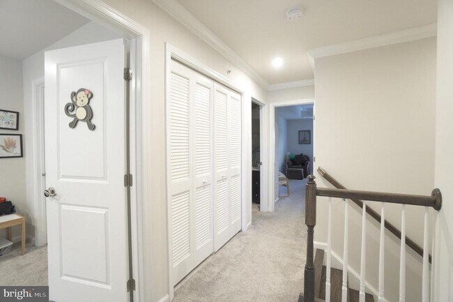 Building Photo - 202 Bamboo Dr