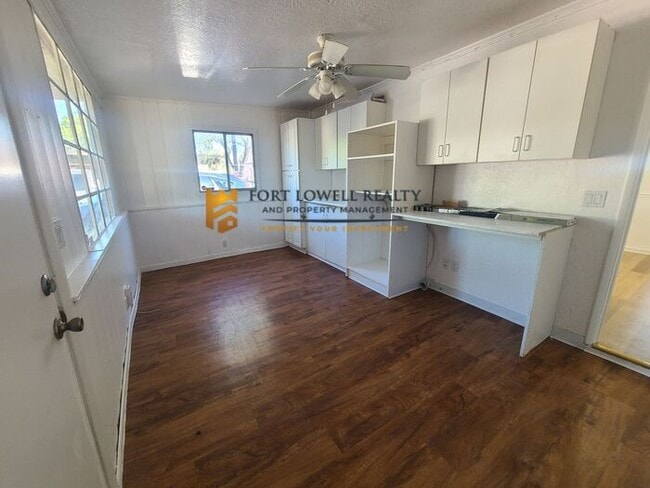 Building Photo - Beautiful 2 bedroom 2 bathroom!