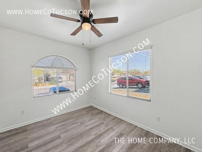 Building Photo - 6411 W Willow Falls Way