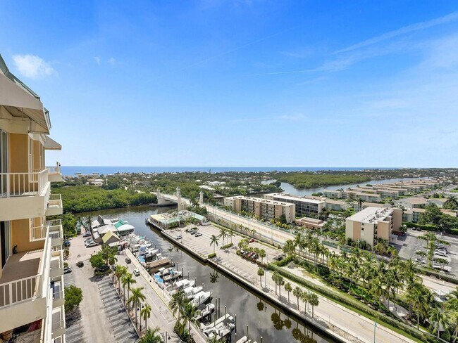 Building Photo - 625 Casa Loma Blvd