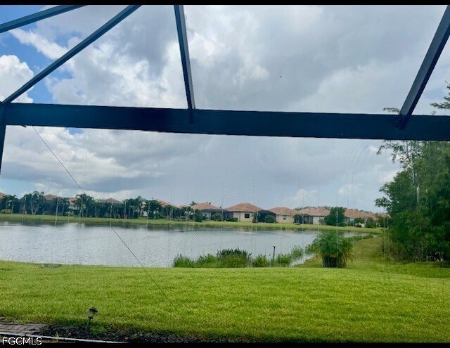 Building Photo - 10399 Prato Dr