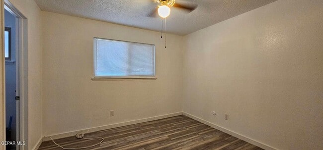 Building Photo - 824 Chapala Ct