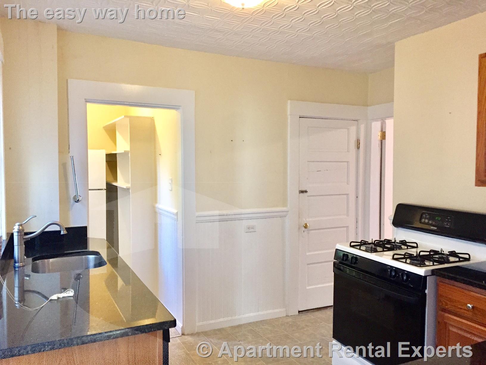 Building Photo - 9 Orrin St