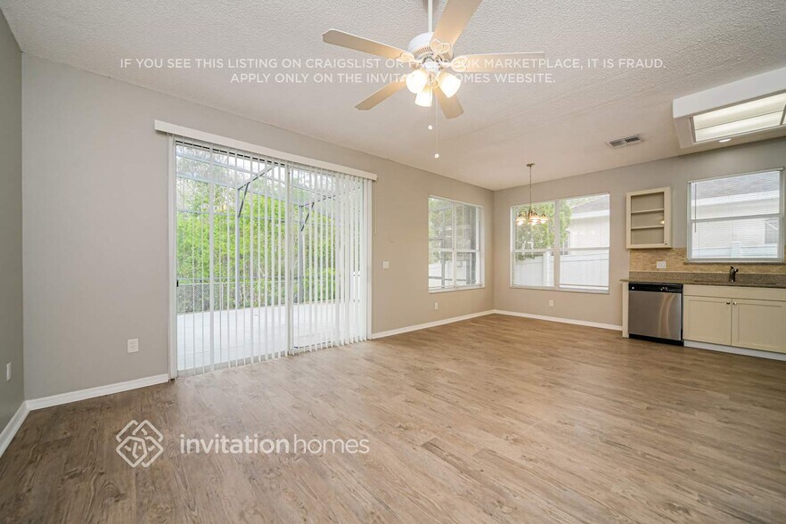 Building Photo - 1952 Bridgeview Cir