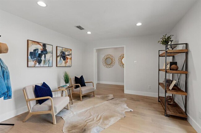 Building Photo - 12404 Burlywood Trail