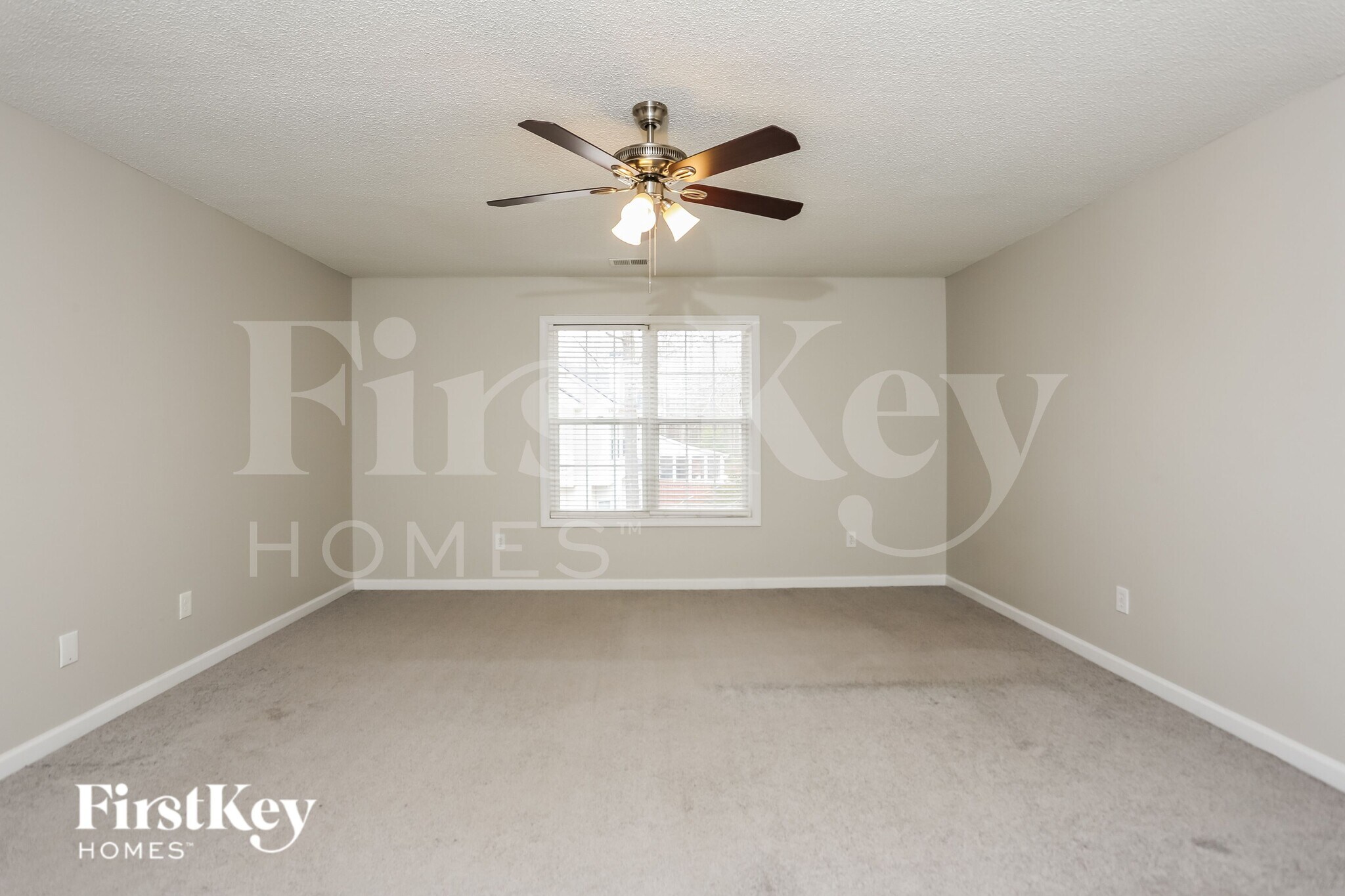 Building Photo - 3264 Fruitwood Ln