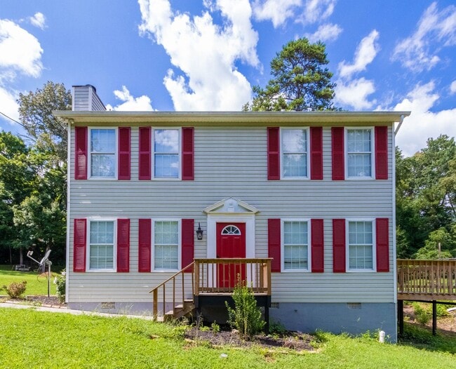 Primary Photo - Knoxville 37912 - 2 bedroom, 1.5 bathroom ...