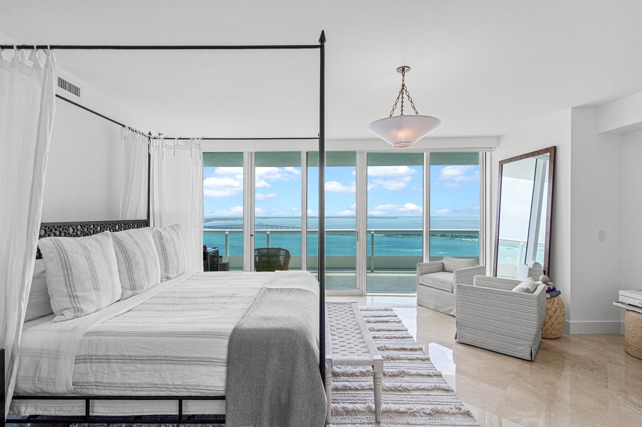 Building Photo - 1643 Brickell Ave