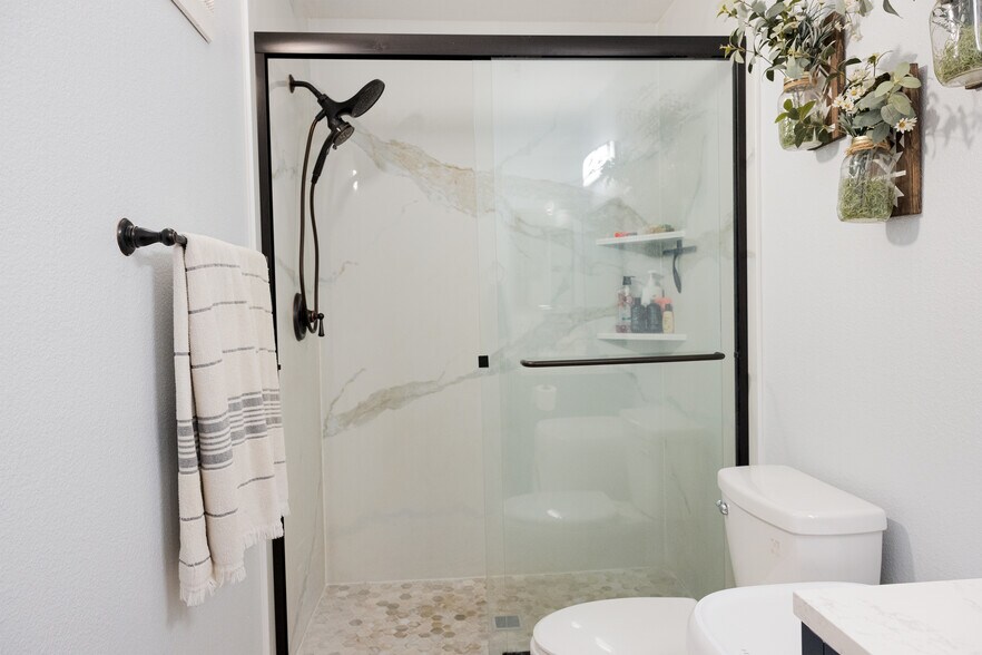 Bathroom 1 - 1385 W University Ave