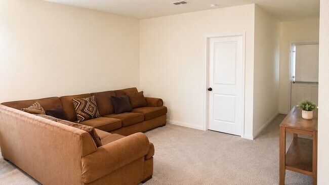 Building Photo - 5442 Pearl Mdw