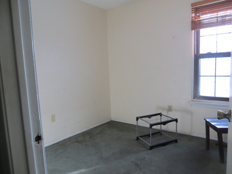 Building Photo - 64 Joda Dr