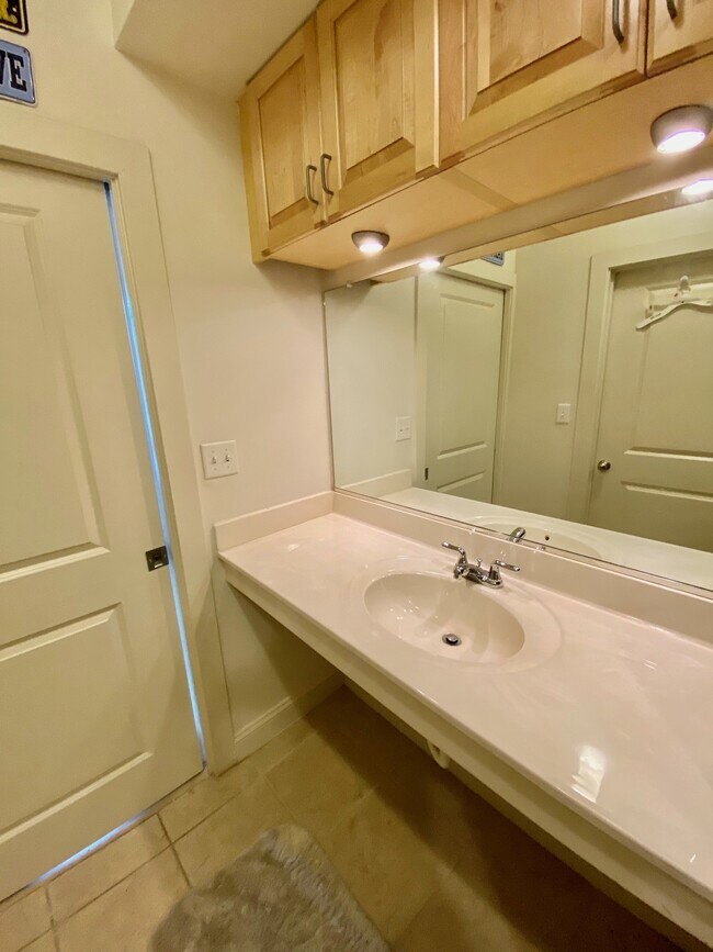 Bathroom 2 - 1333 W Broad St