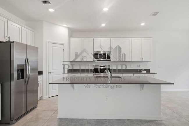 Building Photo - 3048 Country Side Dr