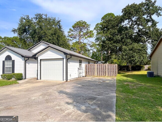 Building Photo - 101 Snug Harbor