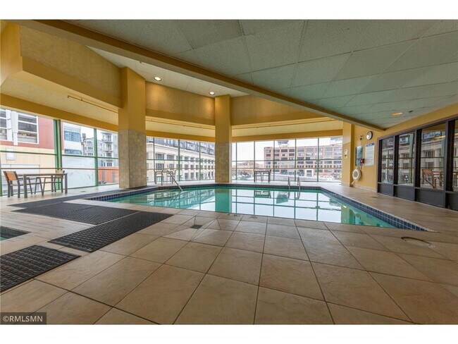 Building Photo - Modern Downtown St. Paul Condo with Top-Ti...