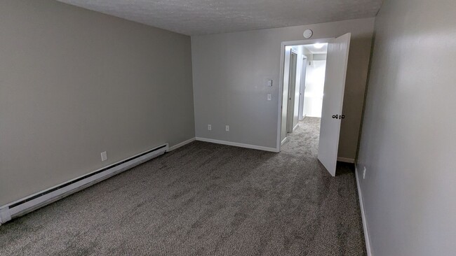 Building Photo - MN Cedar Village (857)