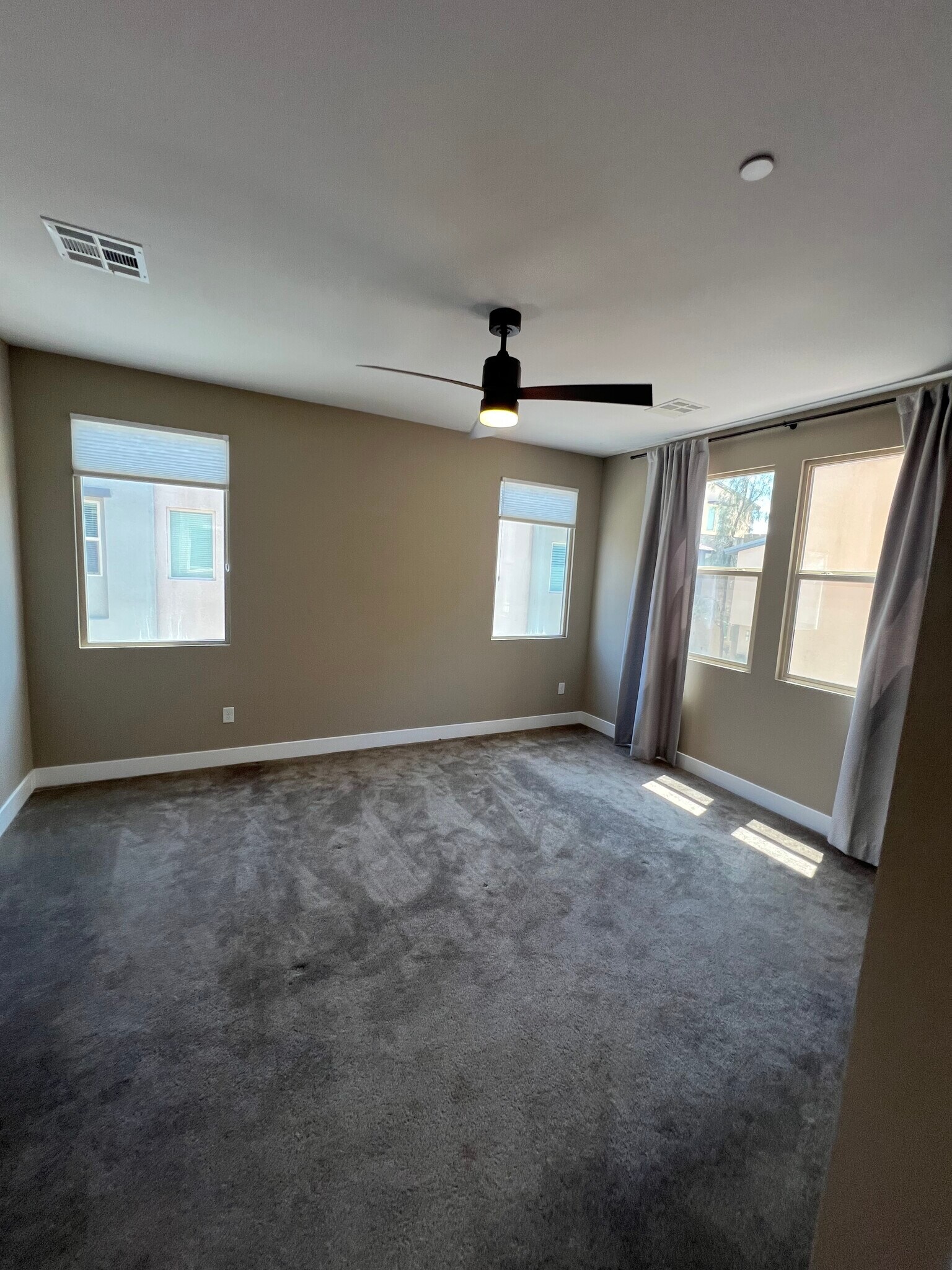 Building Photo - 11361 Gravitation Dr