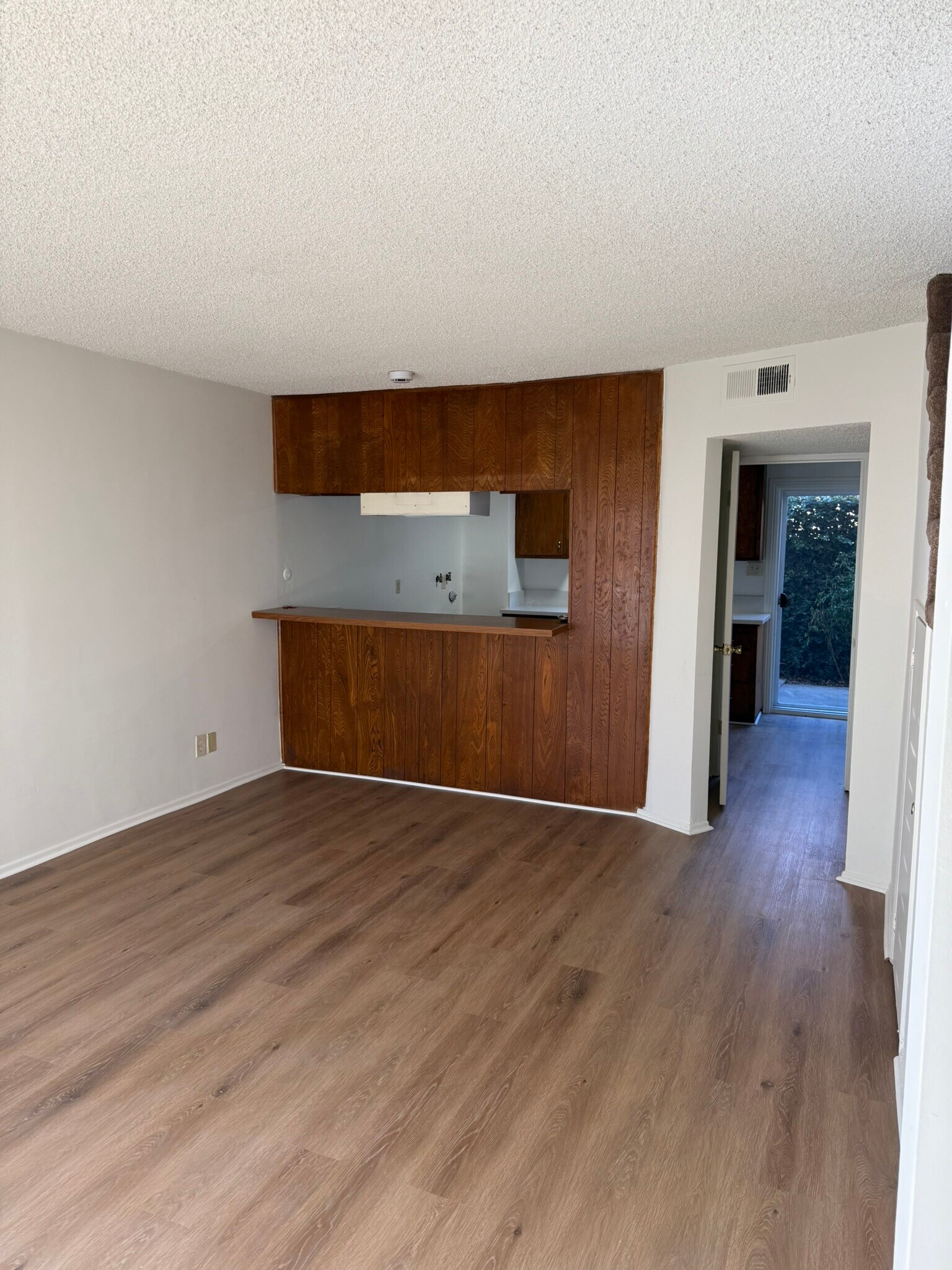 Building Photo - 9665 Workman Ave