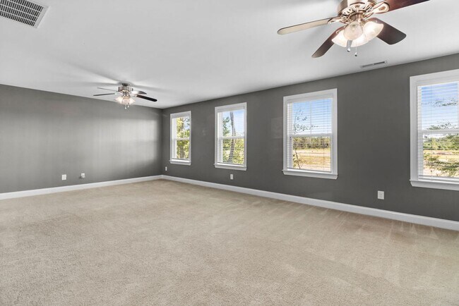 Building Photo - 4 Bedroom in Mimosa Bay with BONUS and BOA...