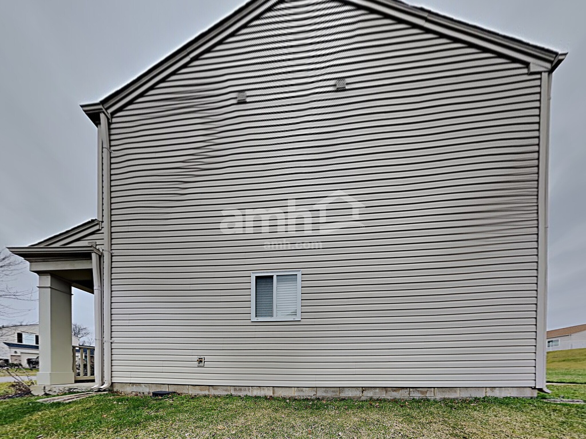 Building Photo - 2330 Antoinette Way